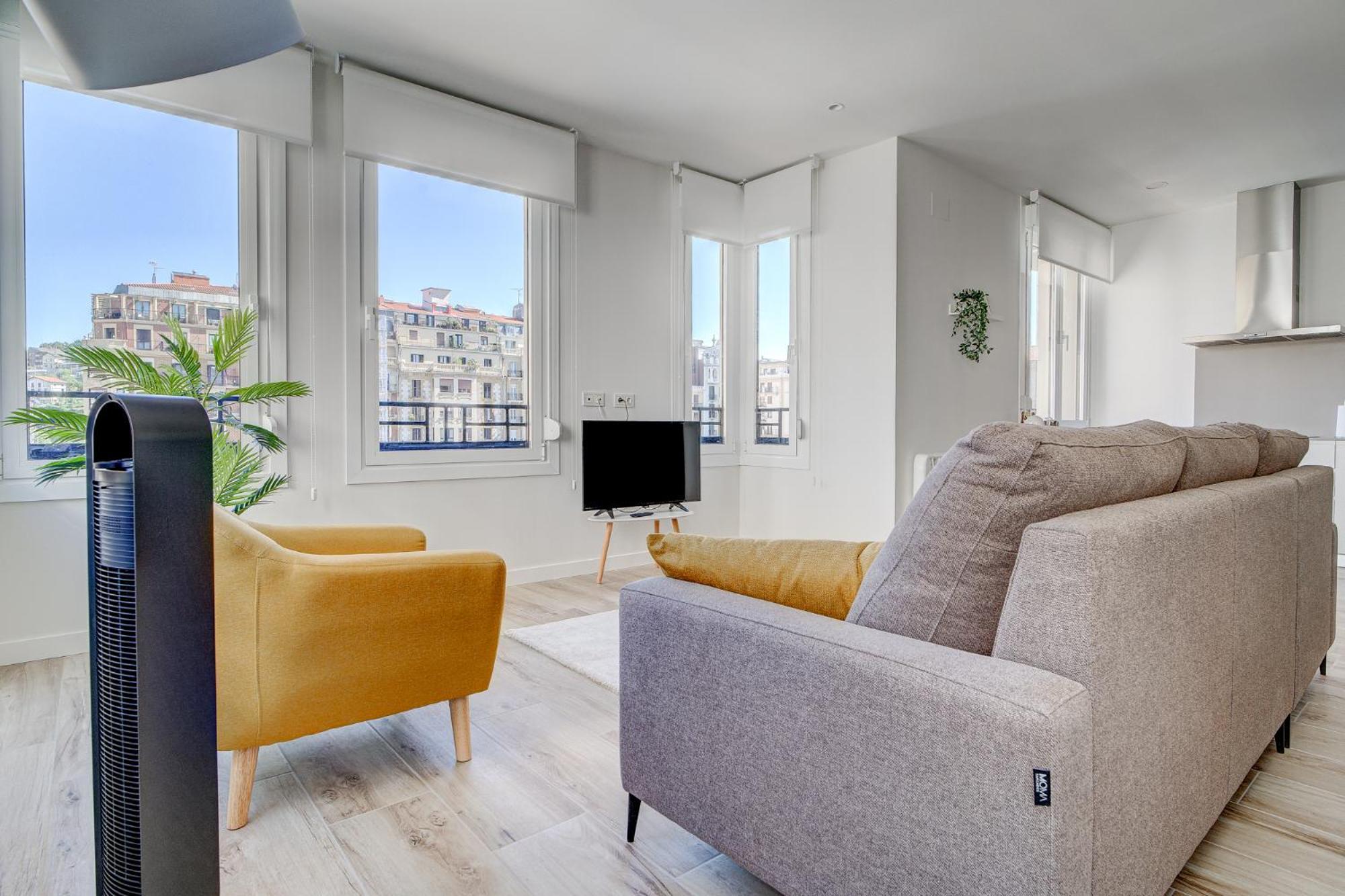 Apartamentos Gran Via By Sanse Holidays Сан-Себастьян Екстер'єр фото