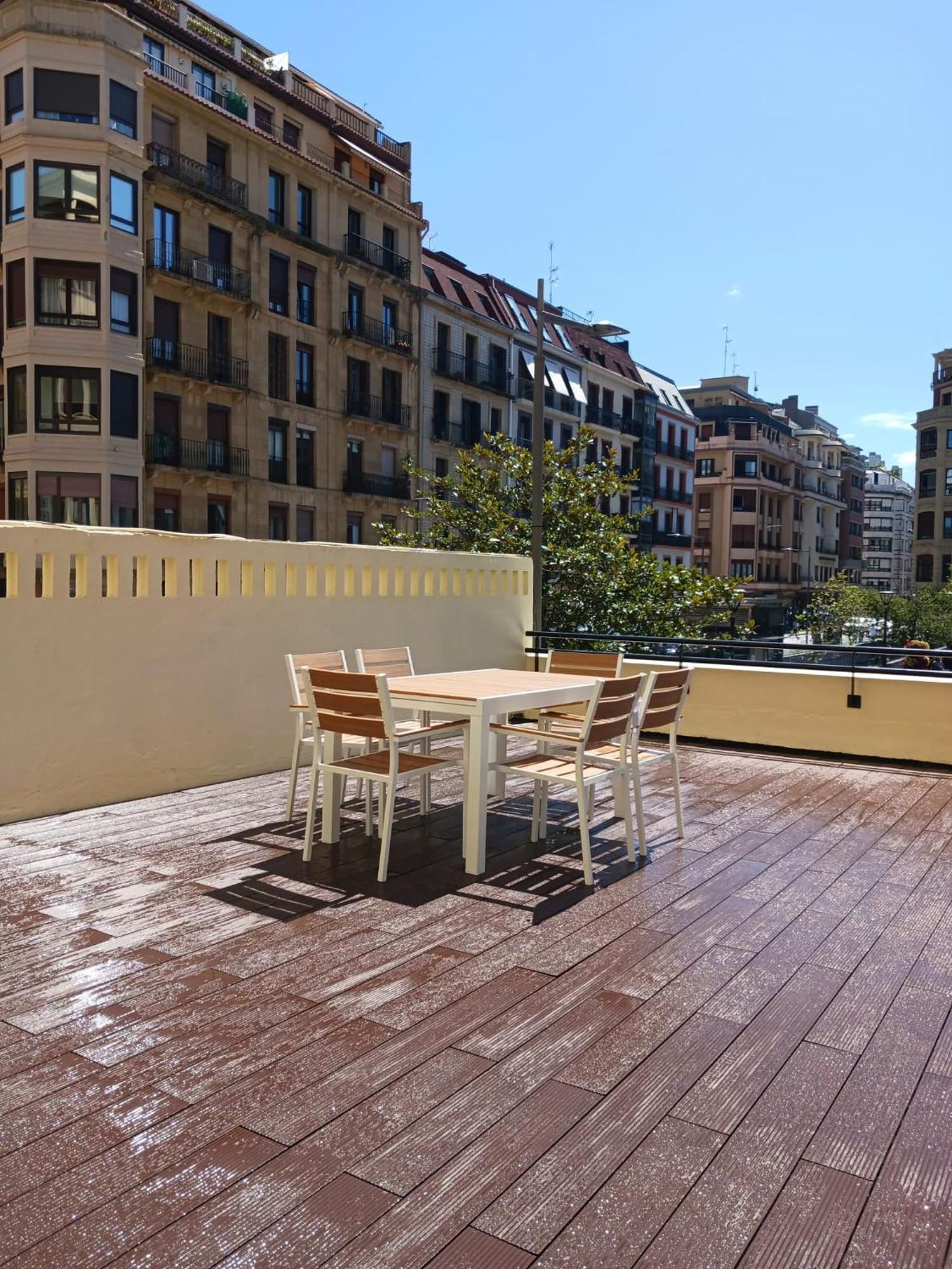 Apartamentos Gran Via By Sanse Holidays Сан-Себастьян Екстер'єр фото